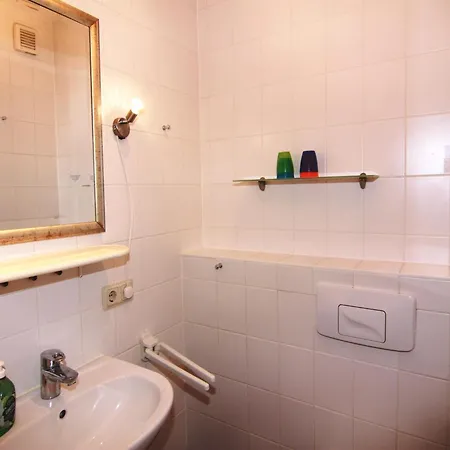 Blaues Haus, Putbus, Cleaning Included * Putbus